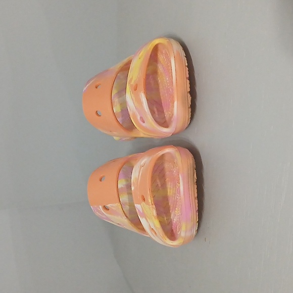 Iconic crocs Colorful Slide Sandals, pre-loved Sz6 , excellent conditions - Picture 2 of 6